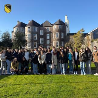 Today was a very good day at the mackdonald language academy! 🌞 With the sun shining and a gentle breeze in the air, we explored the beautiful Butler Garden. #MackdonaldLanguageAcademy #LanguageLearning #OutdoorLearning #ButlersGarden #StudentLife #JoinUs #LanguageAdventure